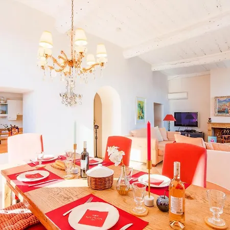 Apartment On Bay - Ap3040 By Riviera Homes